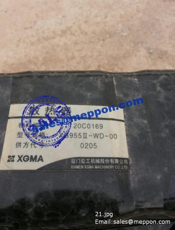20C0169 XG955Ⅱ-WD-00 RADIATOR XG955 WHEEL LOADER SPARE PARTS - Image 2