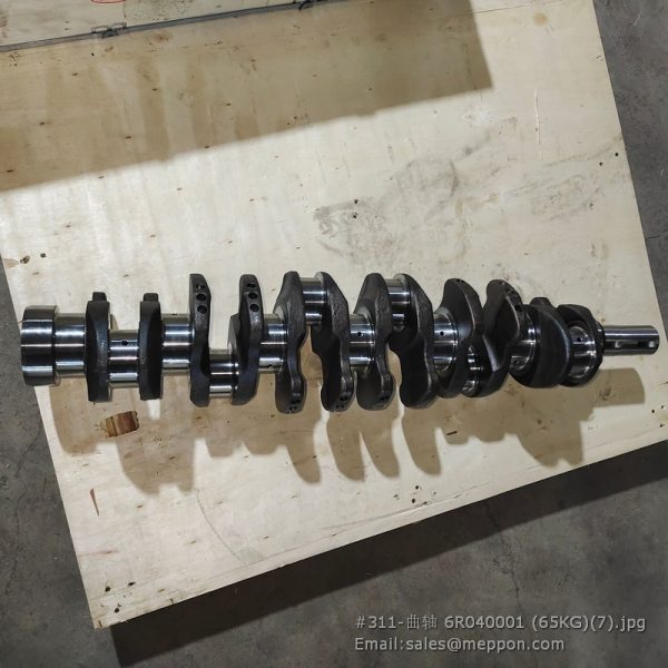 6R040001-D LR6105 YTO CRANKSHAFT